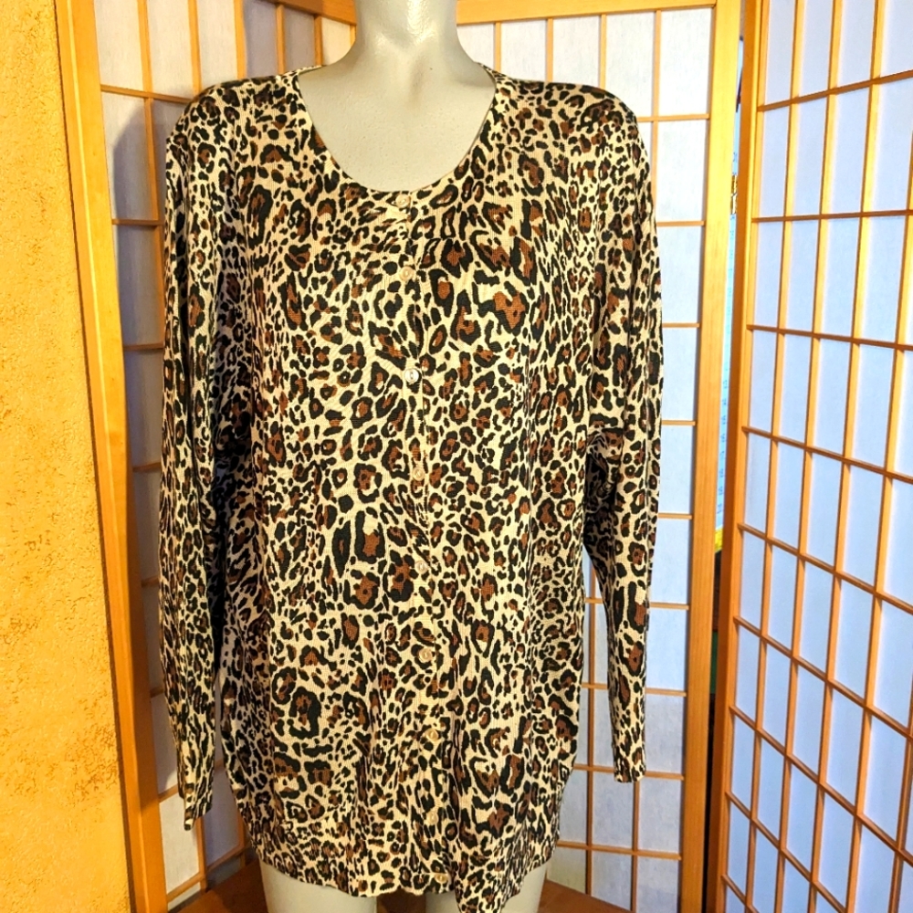 🆕 Croft & Barrow button down sweater, 2X